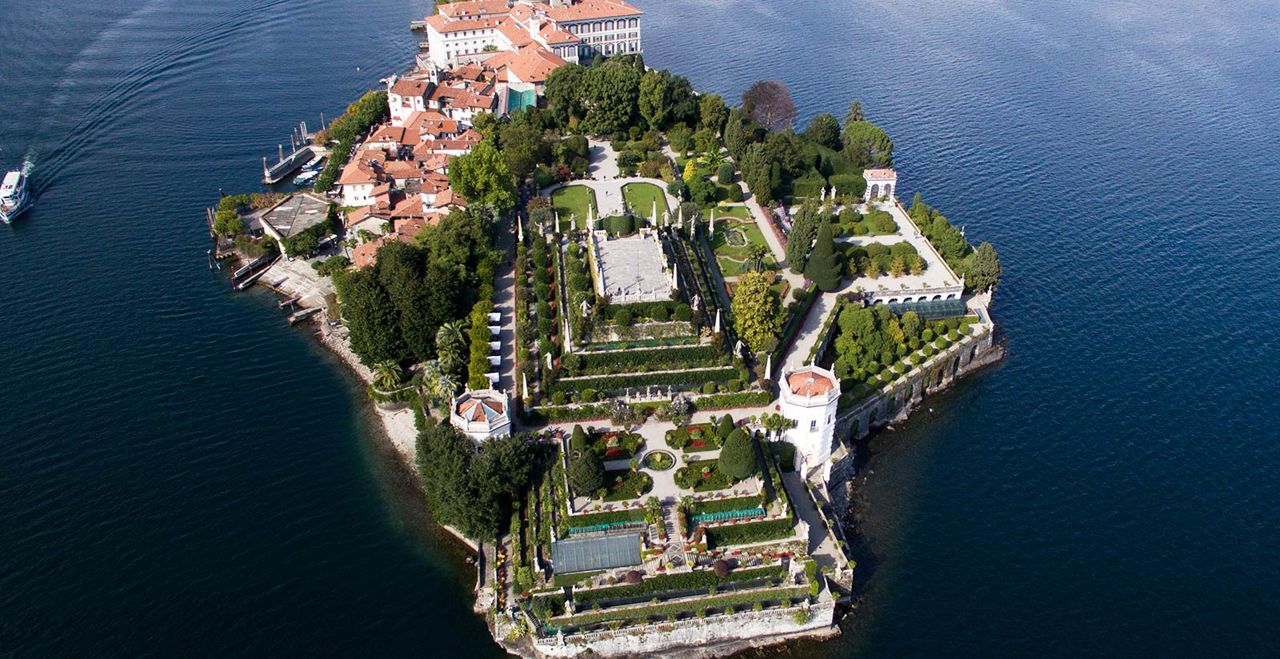 Discover Lake Maggiore with Grand Hotel Majestic, waterfront hotel