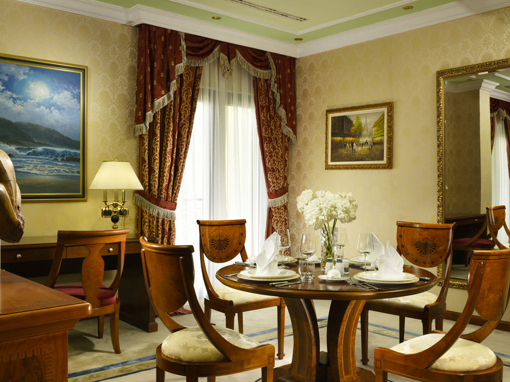 Executive Suite 3 Executive Suite 3