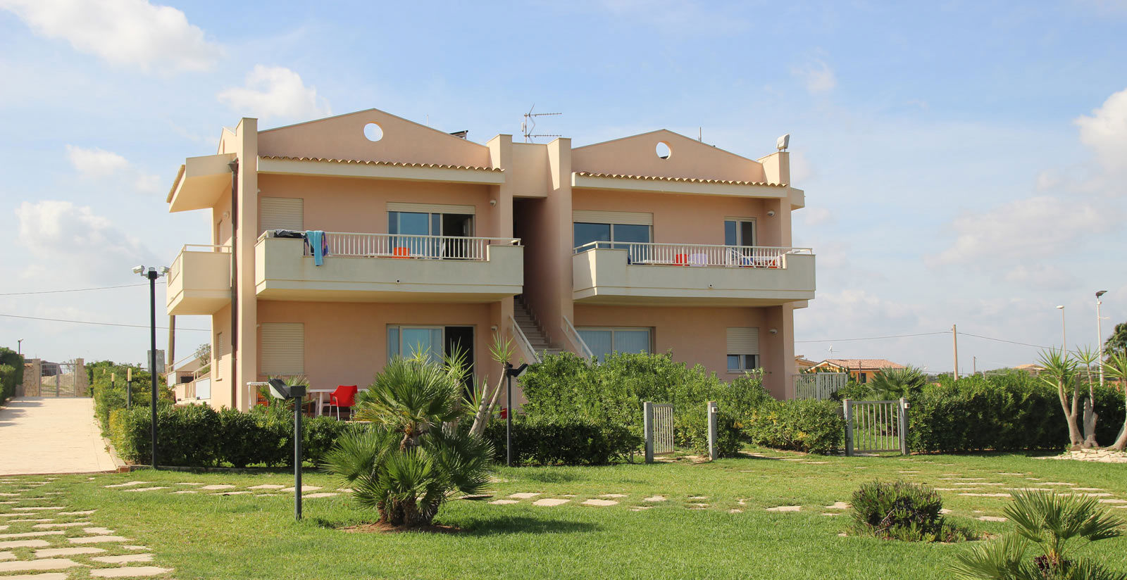 Apartments with outdoor play equipment for kids in val di noto sicily 4
