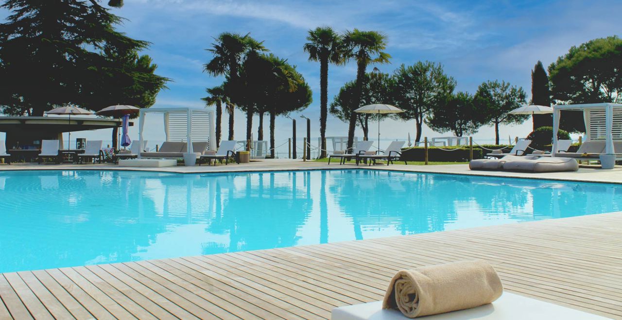 Scopri Splendido Beach Club Di Splendido Bay Luxury Spa Resort Hotel