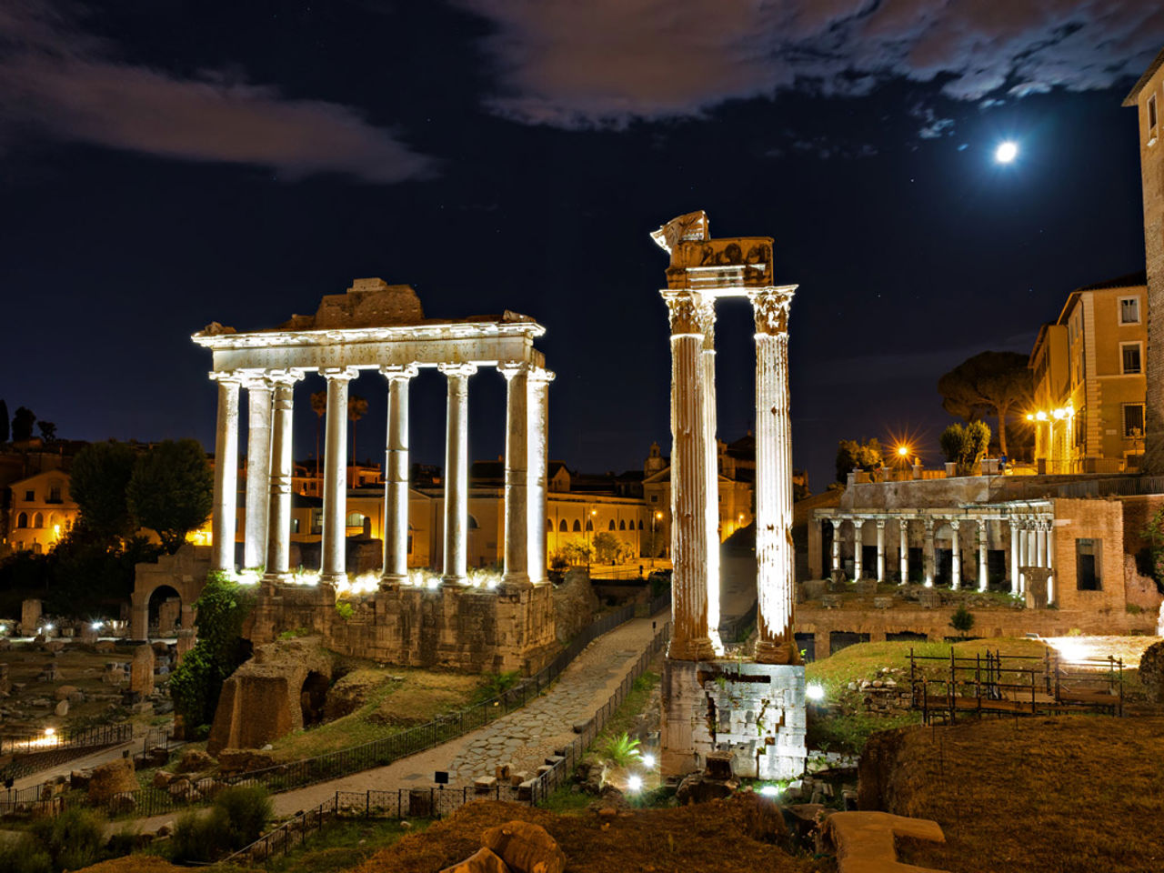 Discover The Foro Romano Night Opening With The Ner Collection