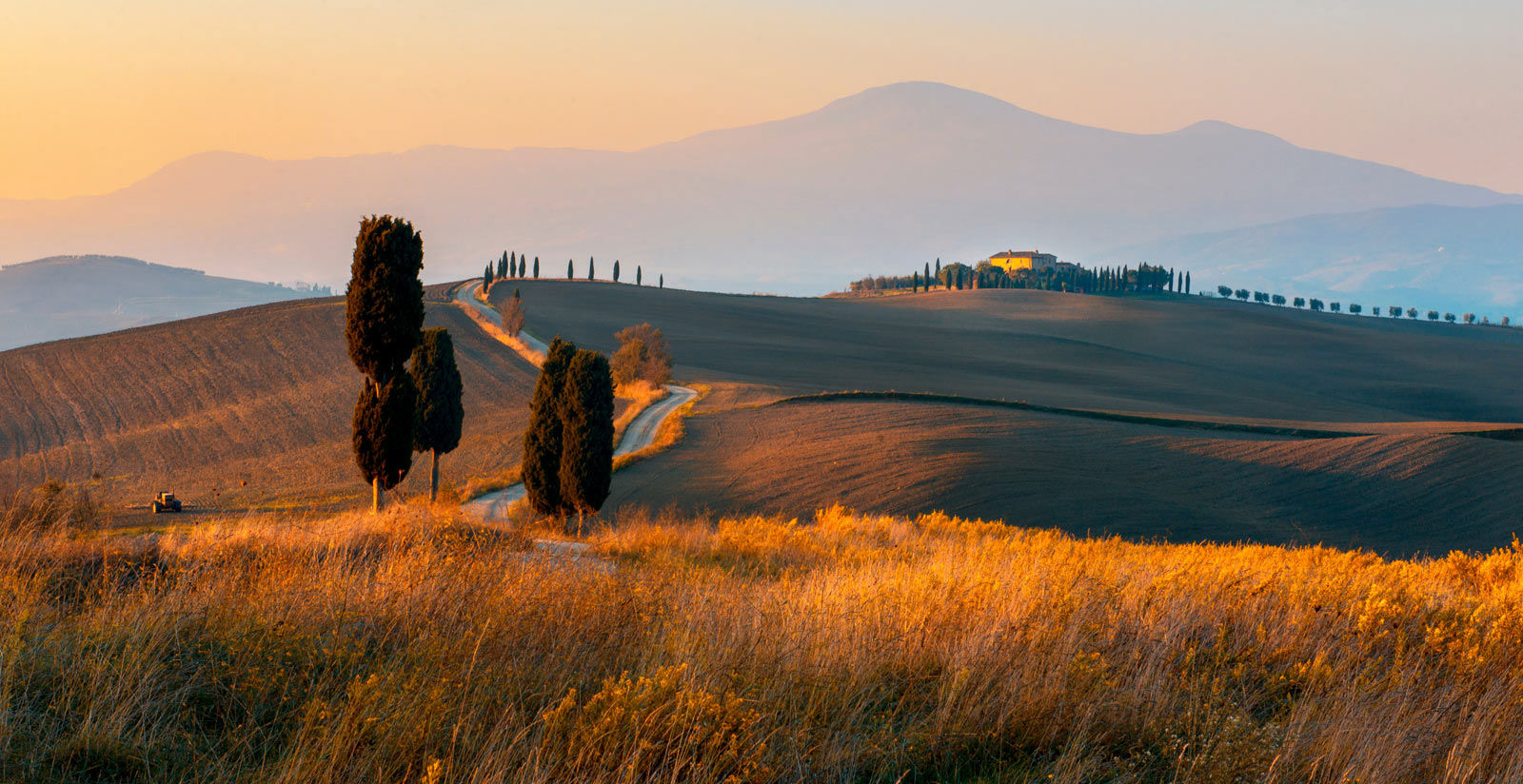 Explore la Toscana con Cignella Resort, en la Toscana, cerca de Siena