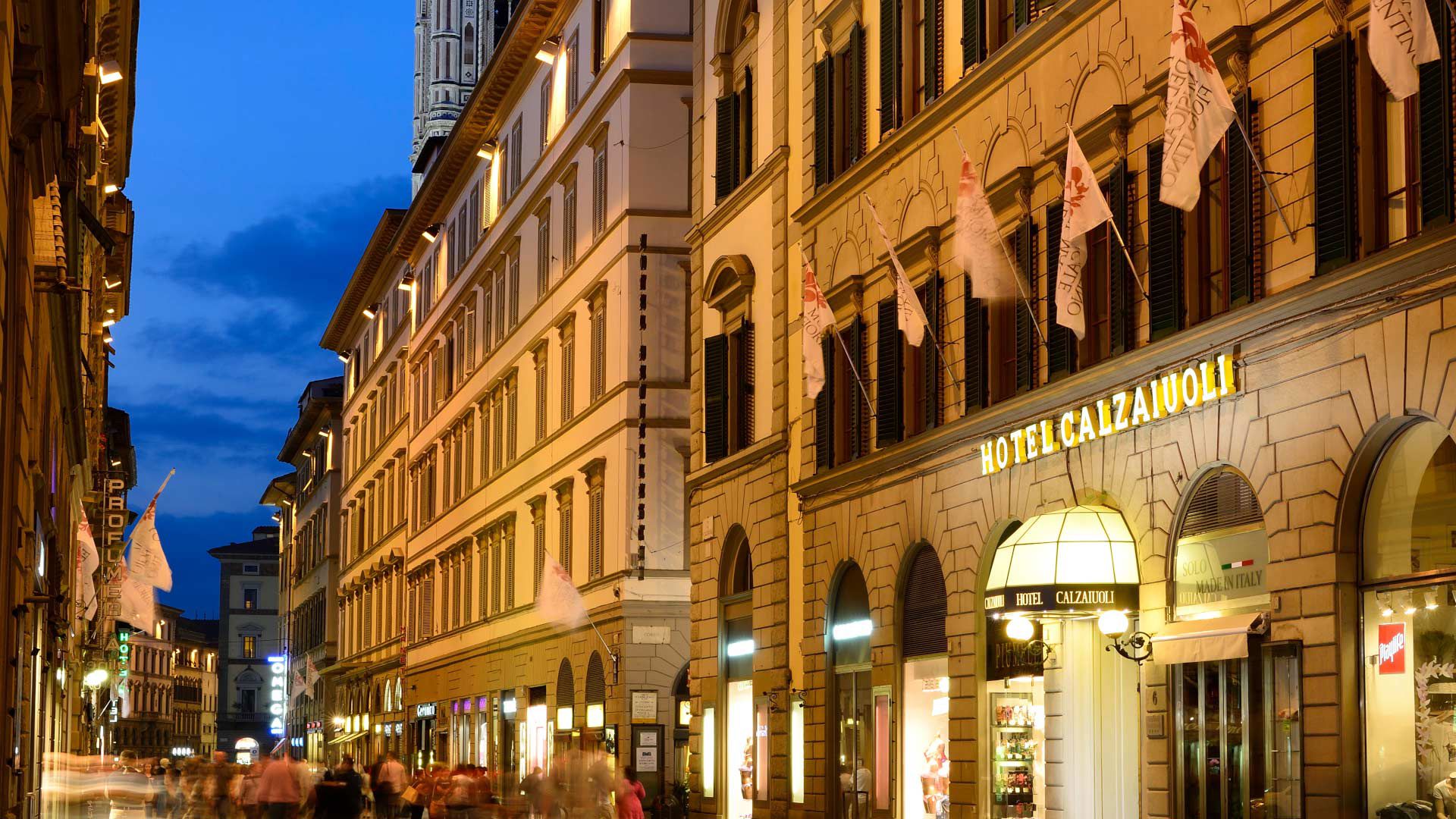 Hotel Calzaiuoli a Firenze | Prenota dal Sito Ufficiale (fhhotelgroup.it)