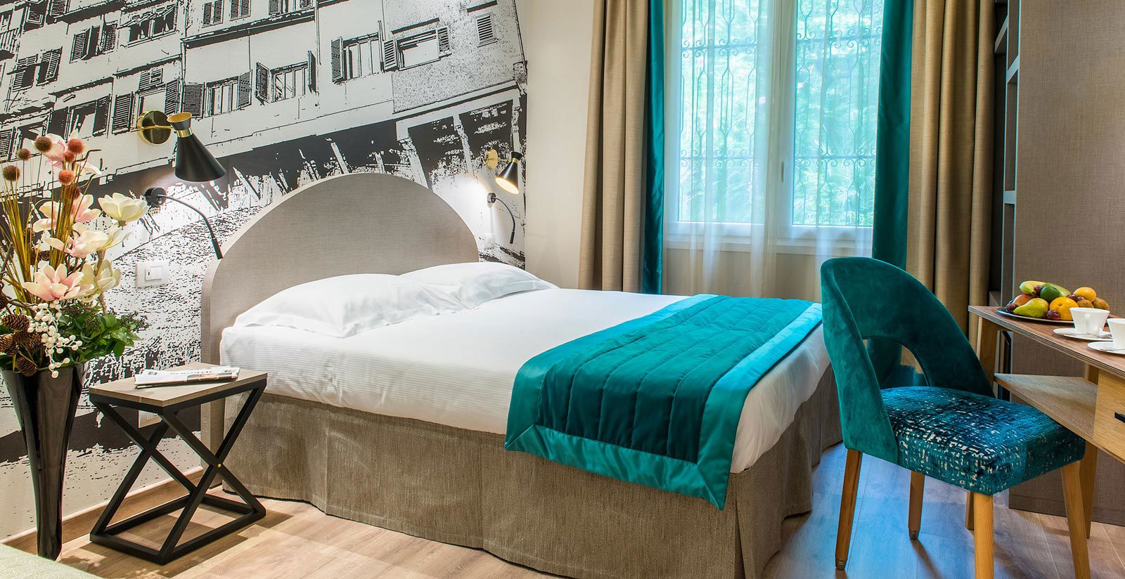 Grand Hotel Mediterraneo - contemporary superior room 1