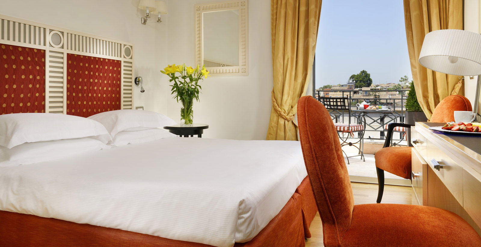 Grand Hotel Palatino - Superior room in Rome with city view and balcony 1
