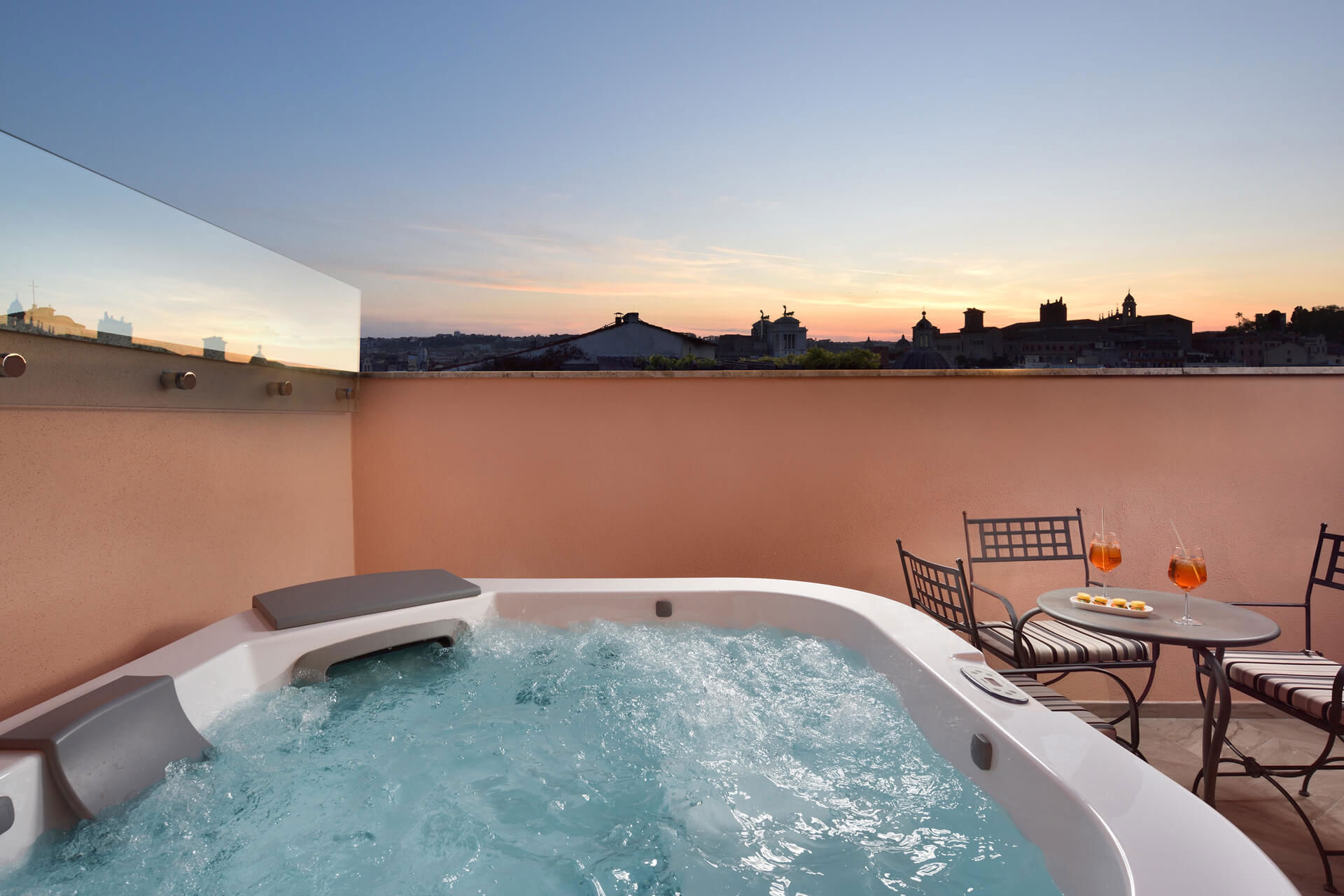 Suite à Deux Chambre avec Jacuzzi et terrasse