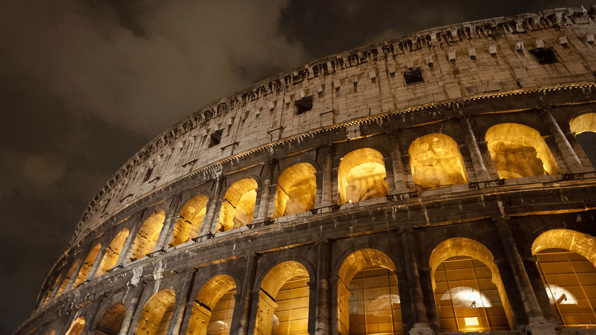 Visit the Colosseum: what to see, tickets and times 1