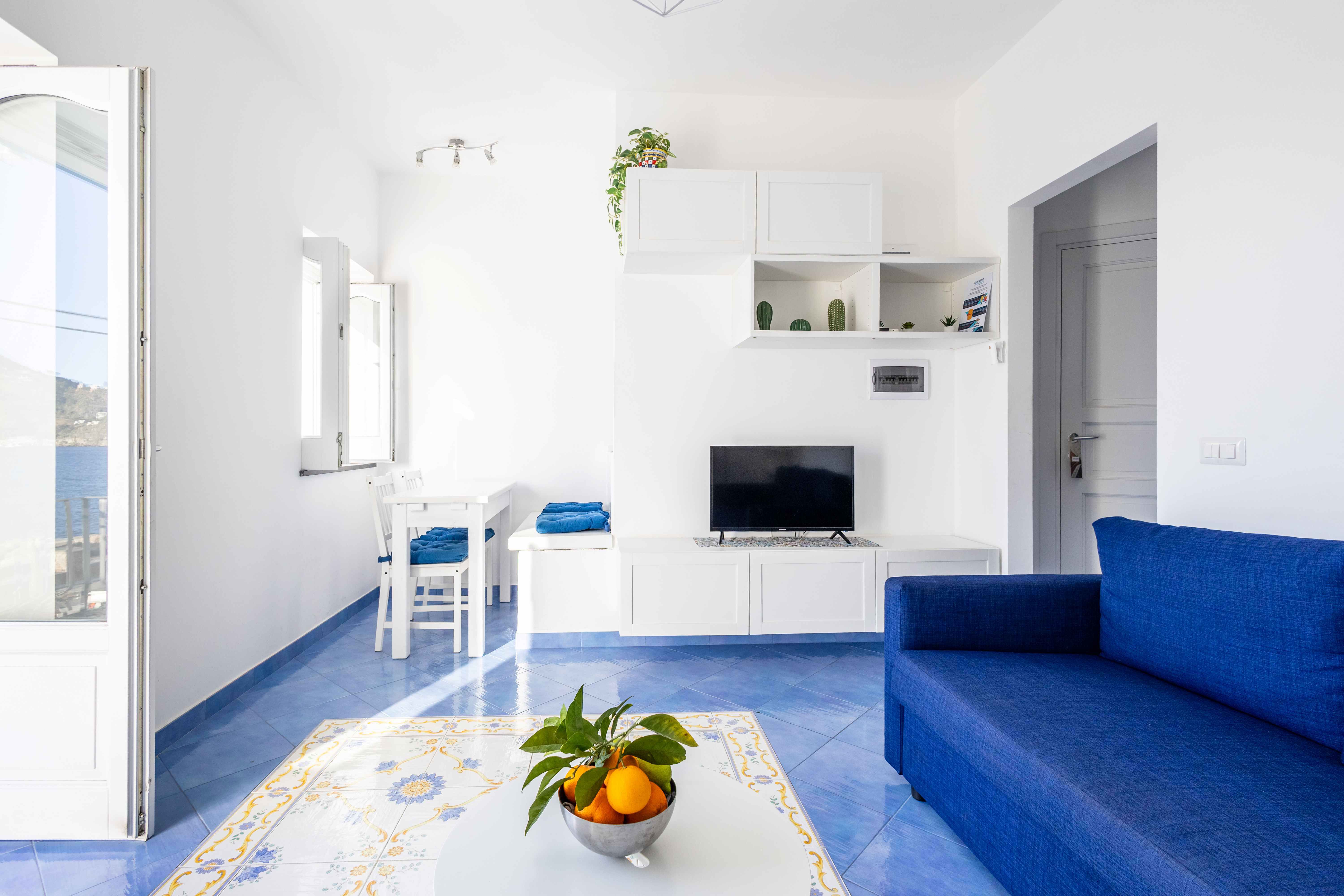 Lo Nardo Accomodation - Silvia Appartment 4