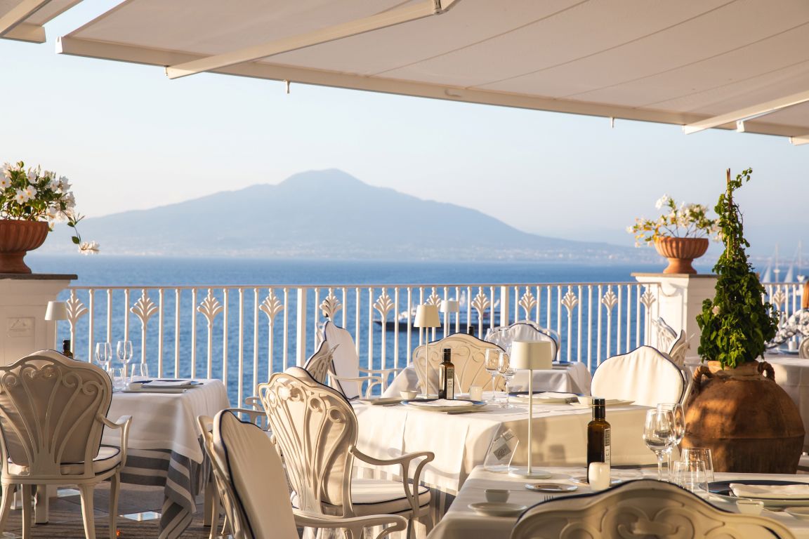 Between the two gulfs 2