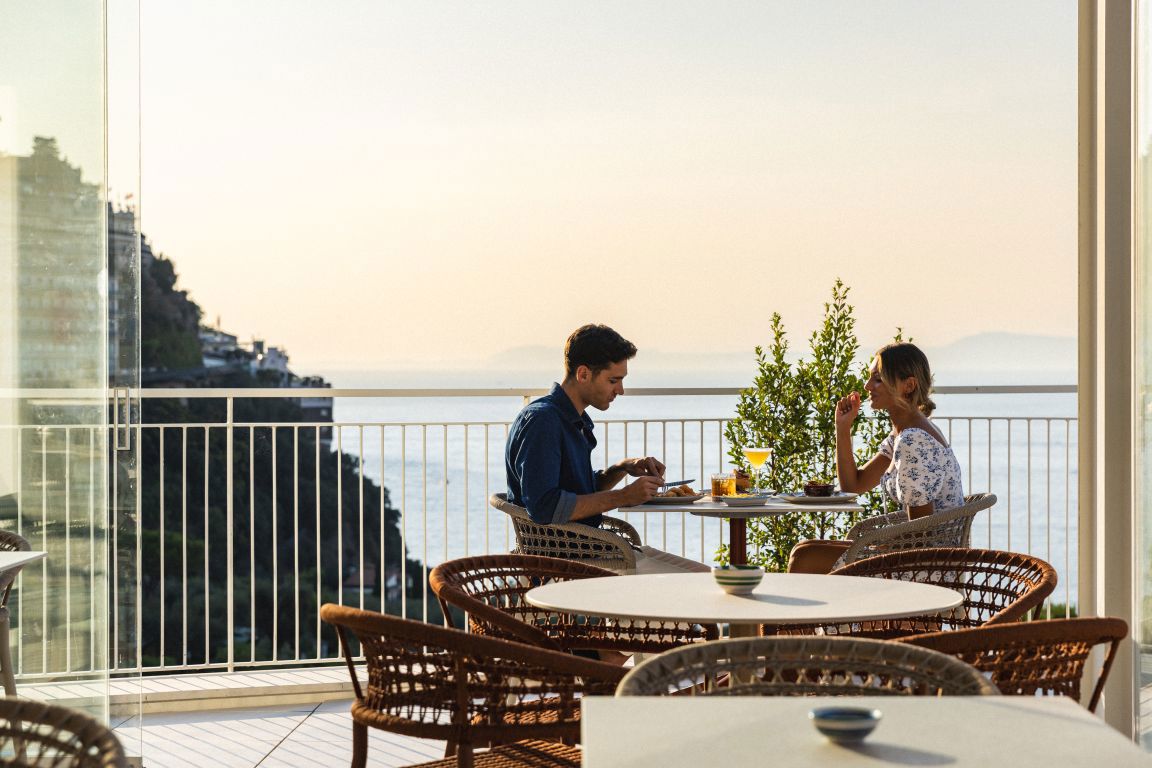 Between the two gulfs 2