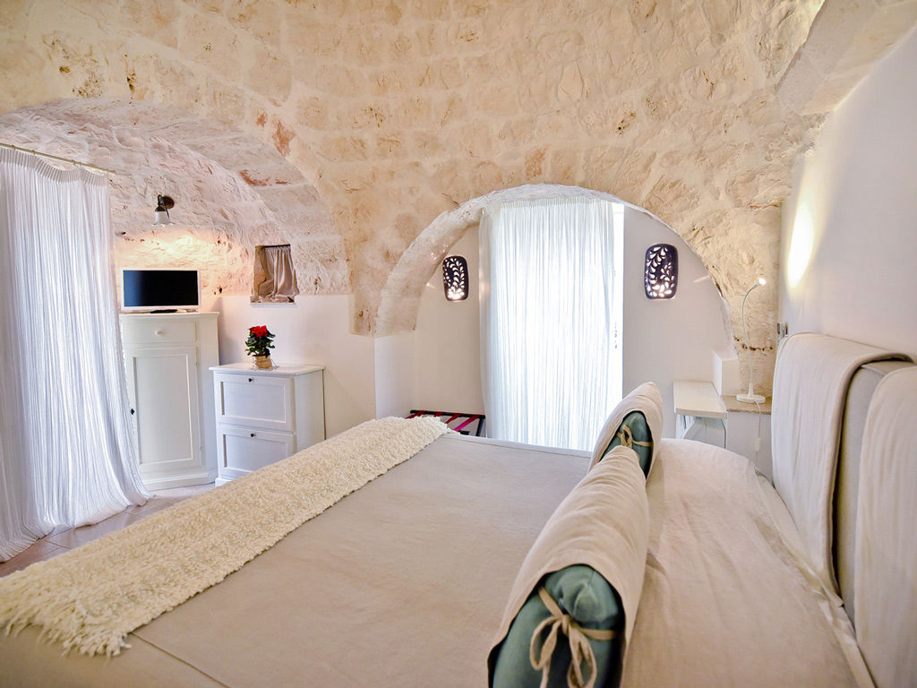 The Rooms in our Trulli 4