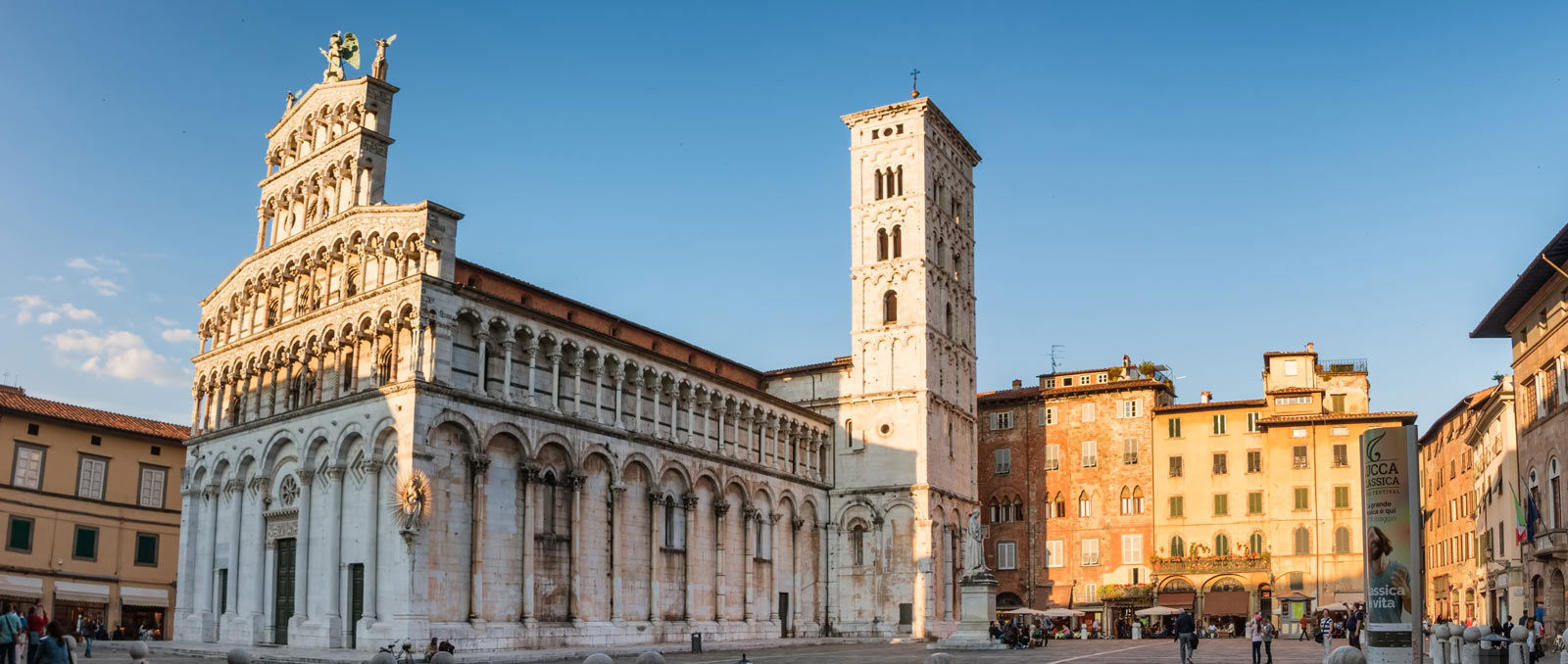 Book Hotel Palazzo Alexander, for your holiday in the center of Lucca