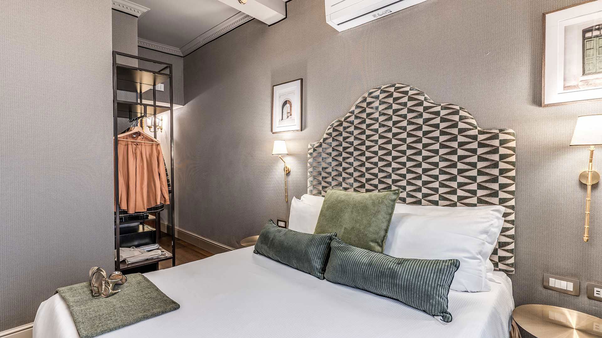 Antica Residenza Del Corso 12