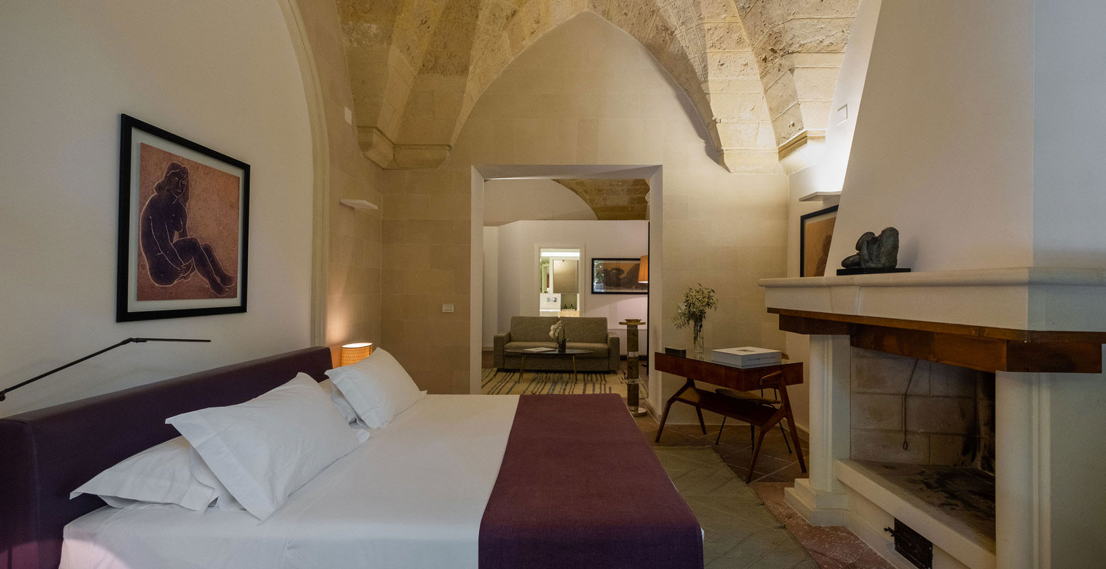 Suite in Lecce with whirlpool 4