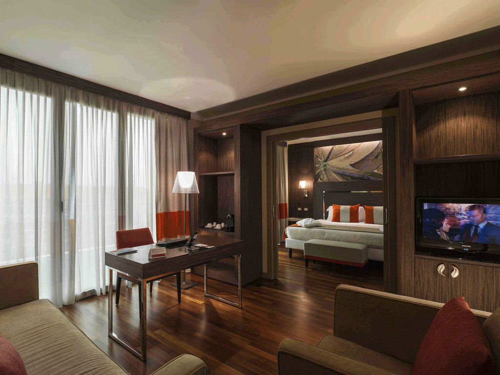 Suite Suite